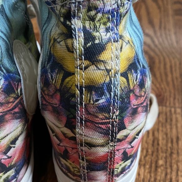 Hawaiian floral Converse All Stars Lux, hidden wedge sneakers, size 7.5. - Picture 12 of 14